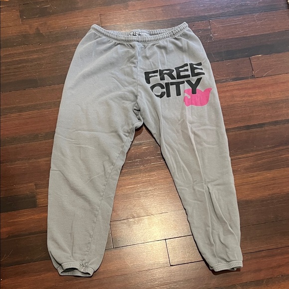 freecity Gray Joggers with Pink Logo - Picture 1 of 3